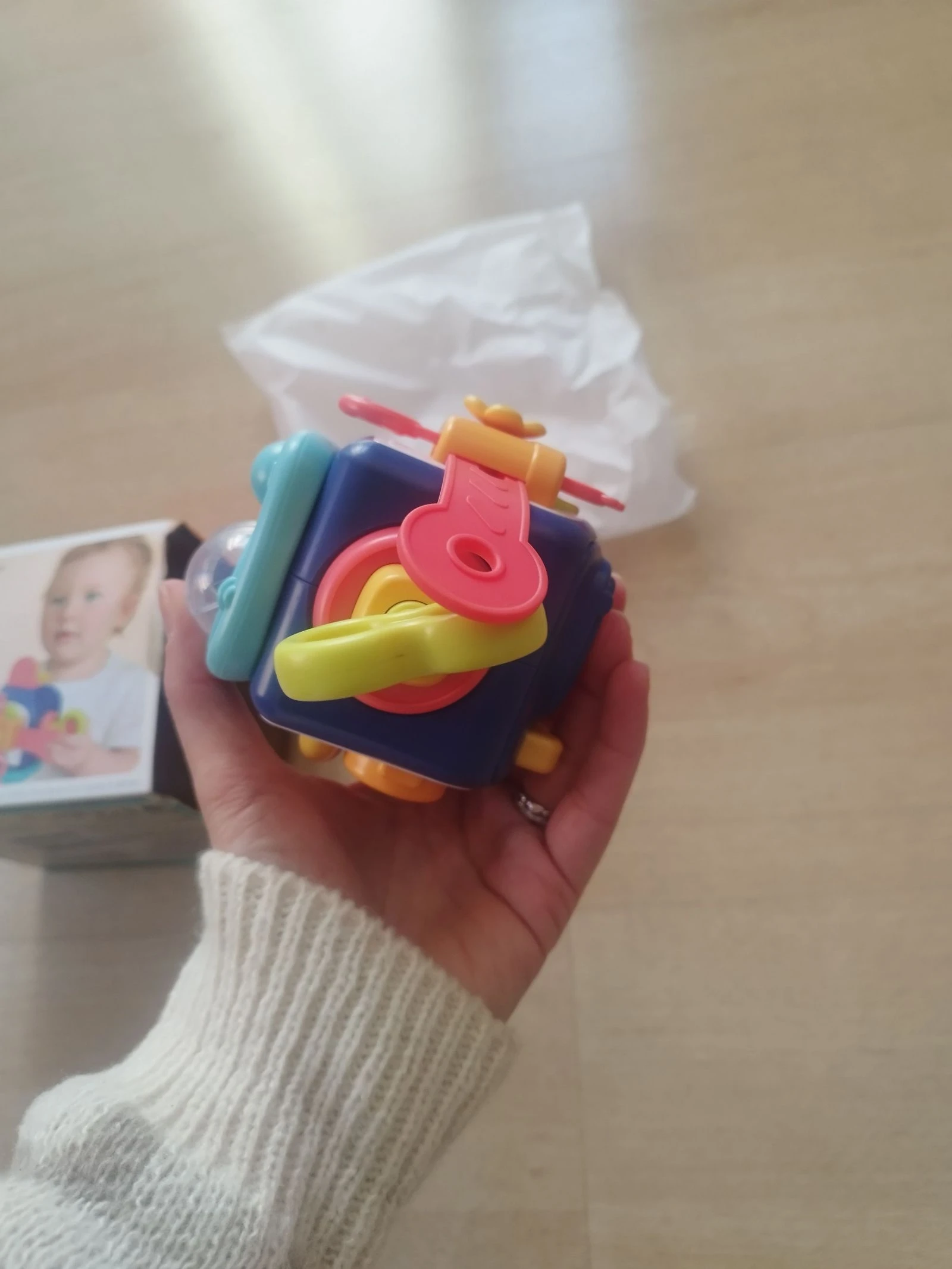 Cubo de actividades Montessori  – photo 6